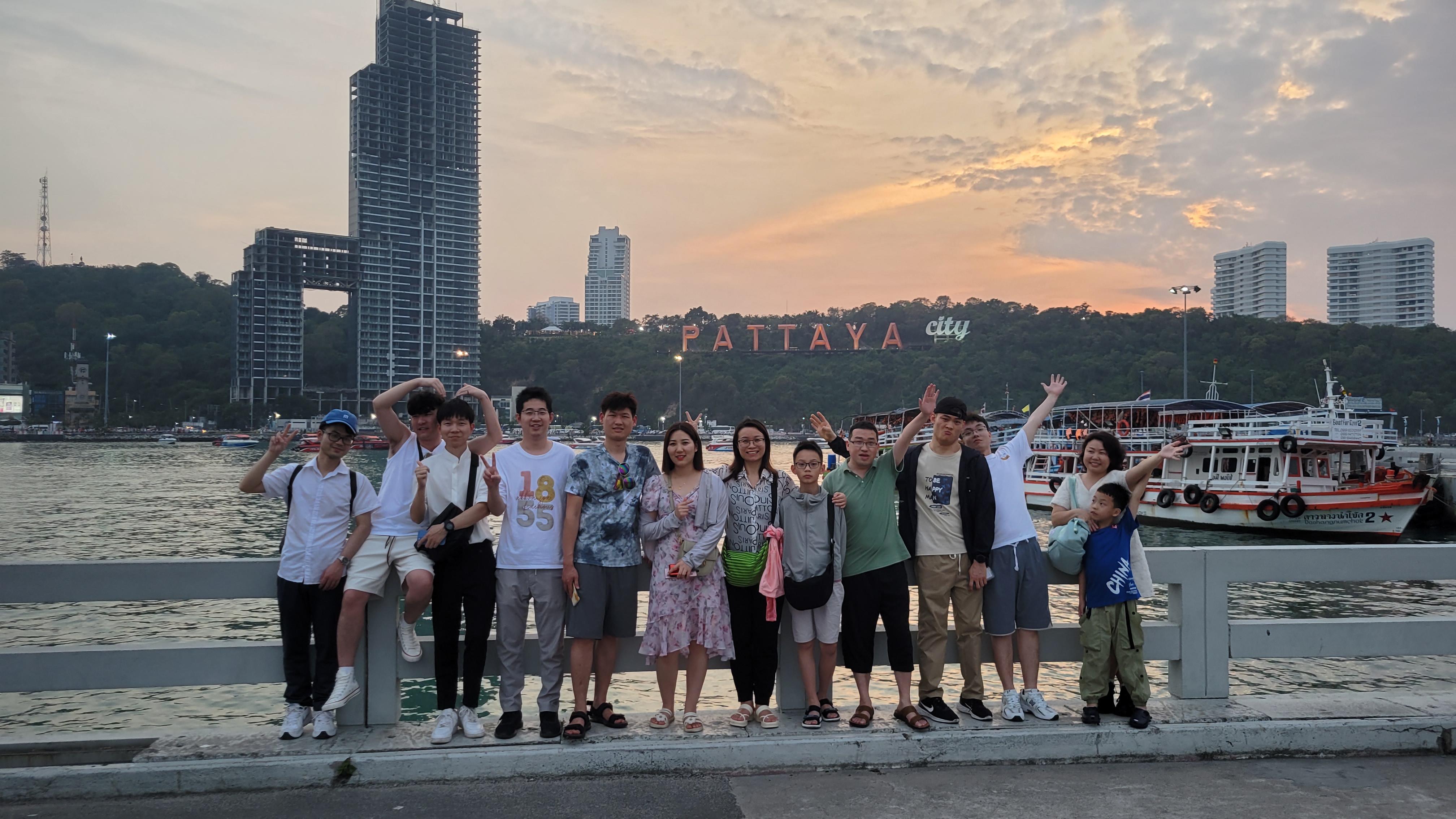 2026年俄罗斯展位设计搭建公司精选指南(图2) 2026年俄罗斯展位设计搭建公司精选指南(图2)