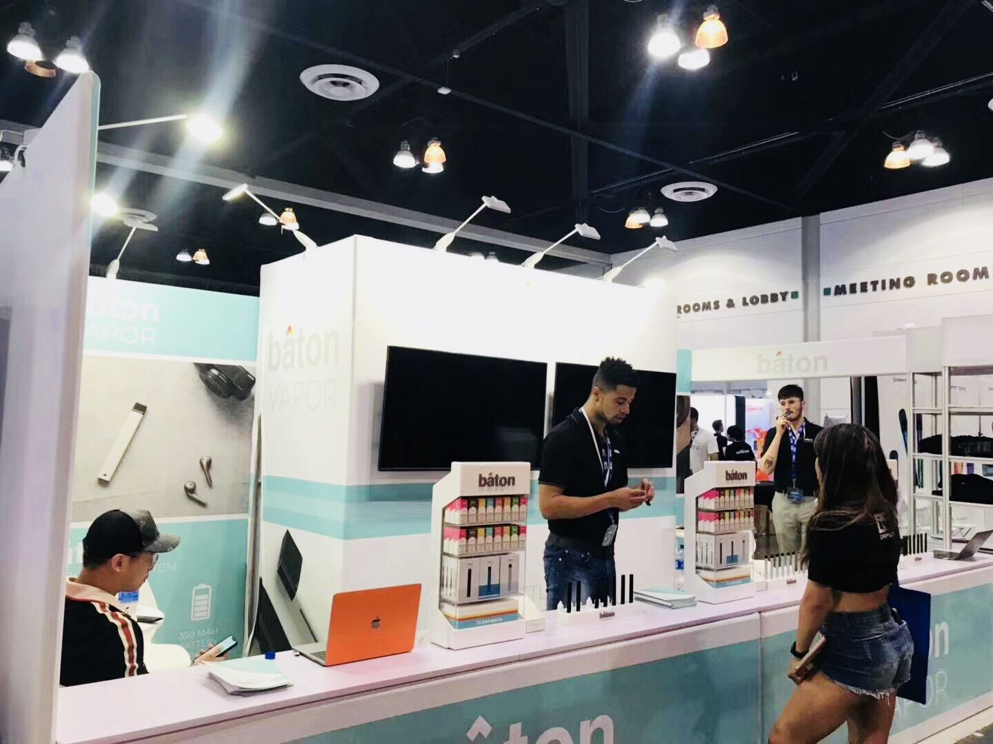 展台设计搭建哪家专业？选择靠谱公司的方法(图1)